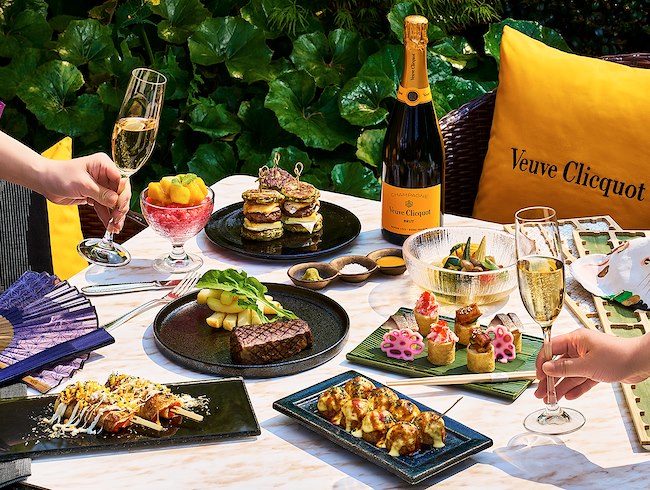 Champagne & Beer Garden