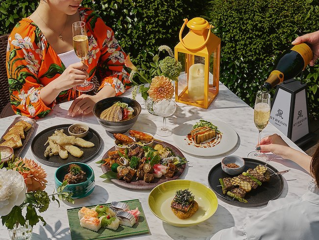 Champagne & Beer Garden