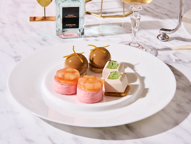 セントレジスアフタヌーンティー with Guerlain